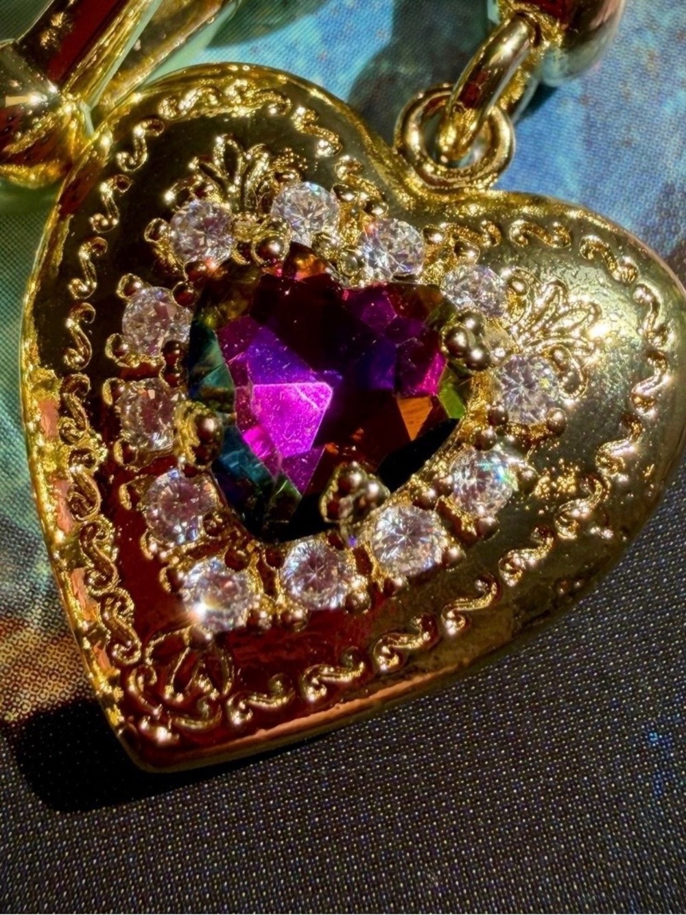 Feed Me Gems Volcano Mini Polly Locket Charm